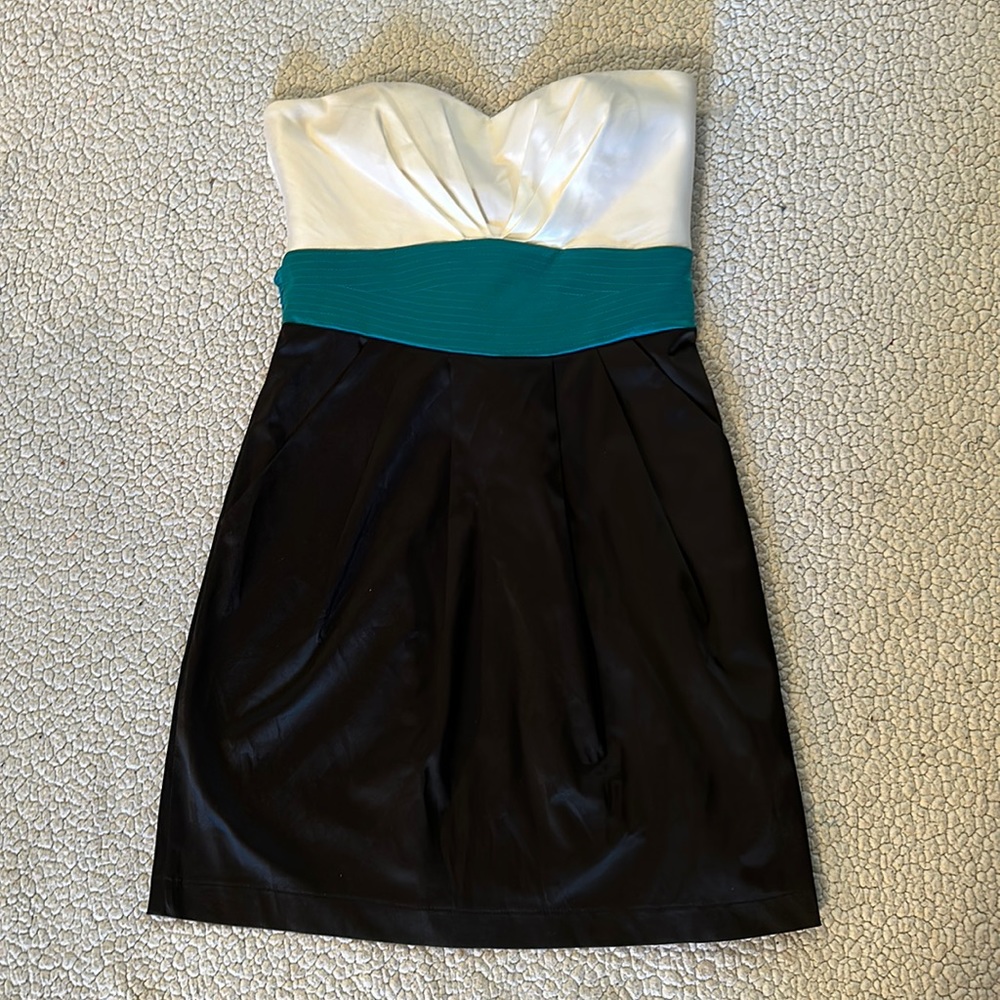 Trixxi - Strapless Dress